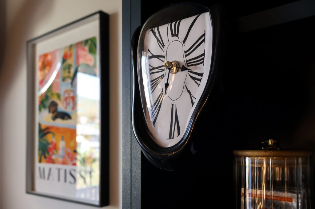 b15cdc64-4373-4417-9f74-815ffd2fbfcc-1