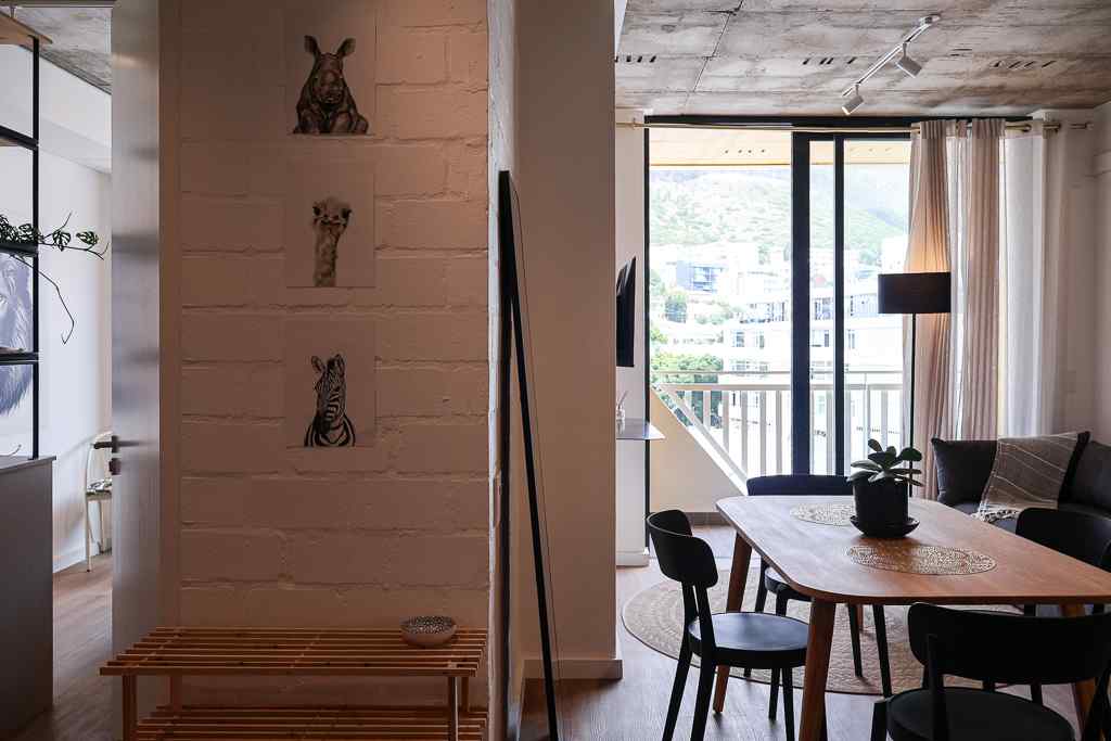 b2d40e49-6595-4136-856a-2025c1034f23