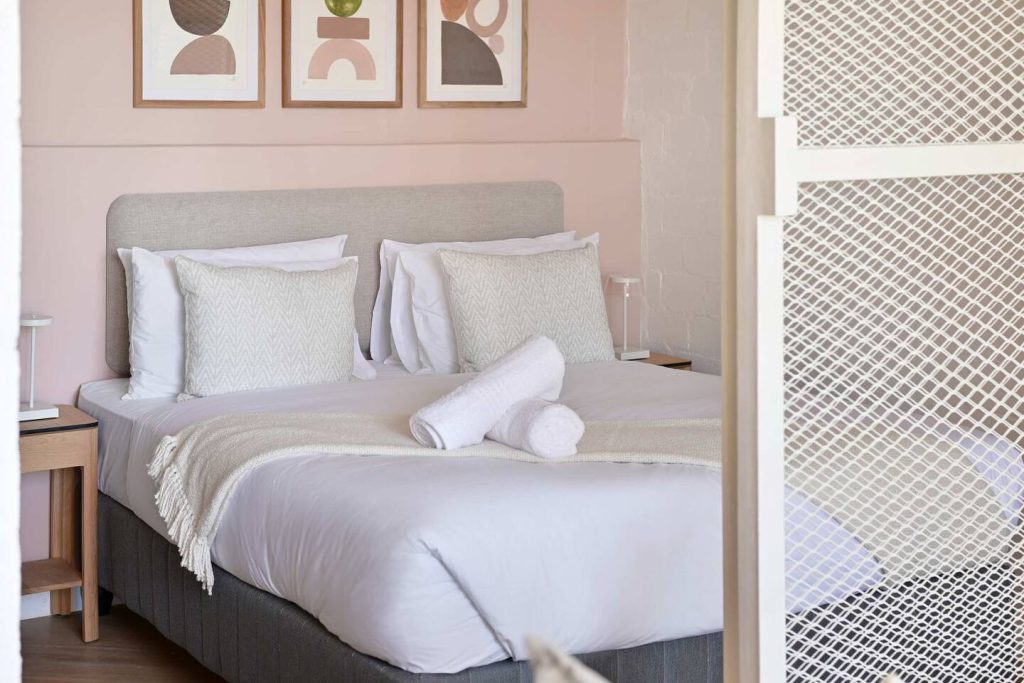 b43d56df-bd26-4226-b2ee-0e69e5f1d671-1