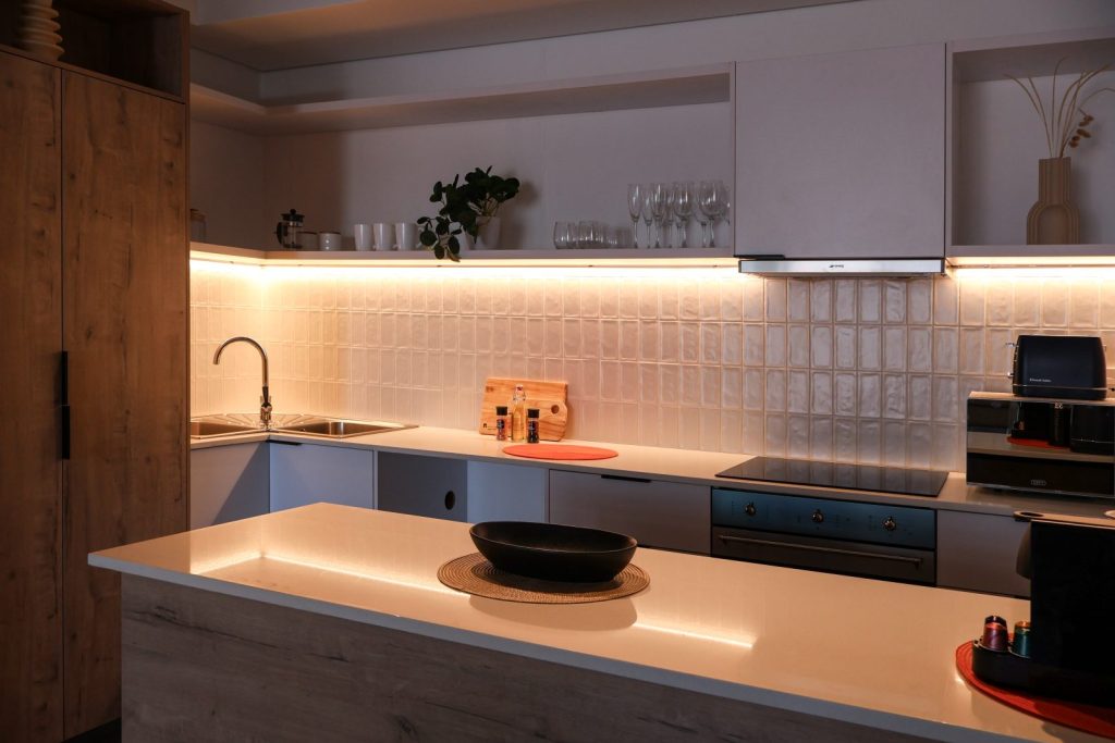 b8322738-7d61-418c-bd1c-5f30f0e9d4c3-1