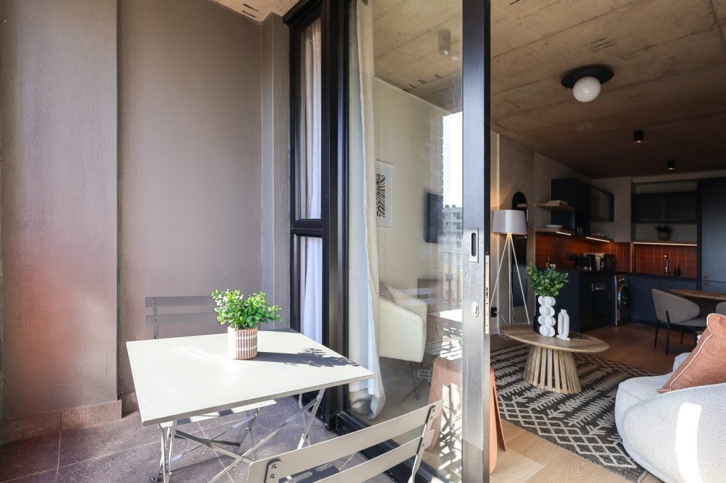 bc05f86d-c141-40d8-81c3-c61d604f2d47-1