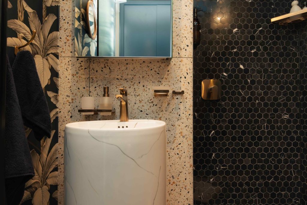 c74189a1-179b-495f-b7bf-3372adac093f