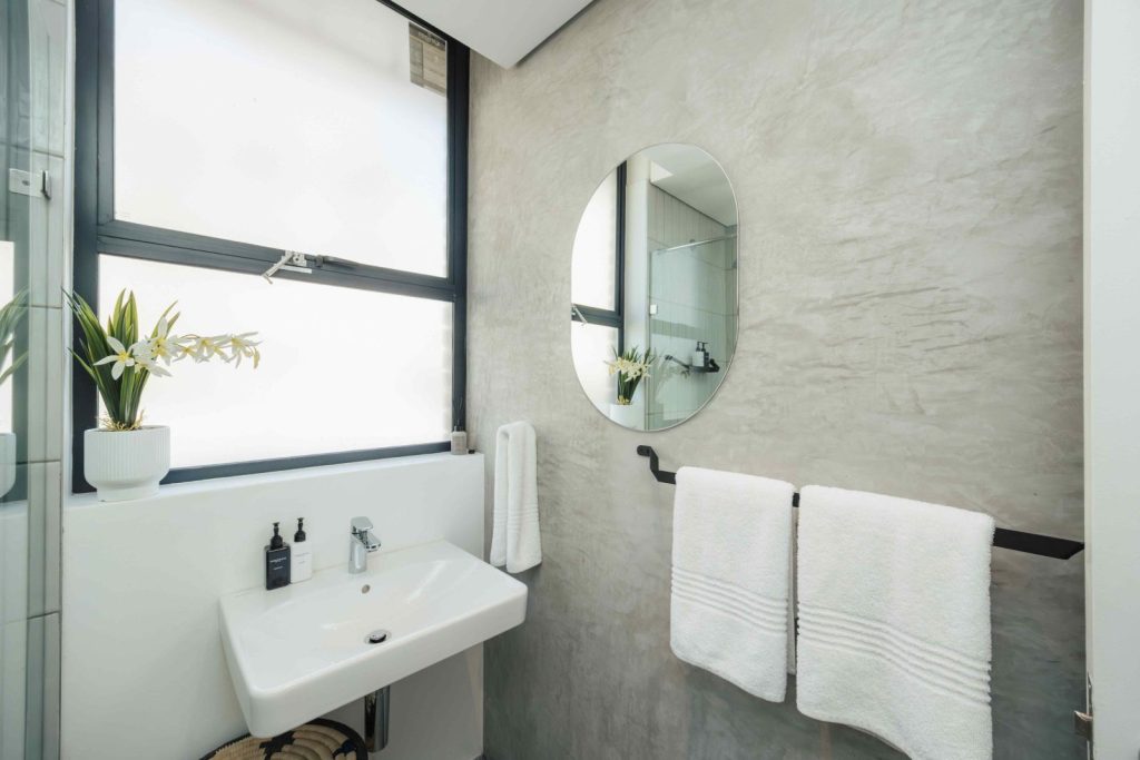 cac8c7bc-6844-4215-9f85-d4d33c053747