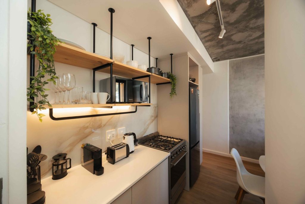 cb501ffb-6d7d-43b0-892f-d6a629a9fac9