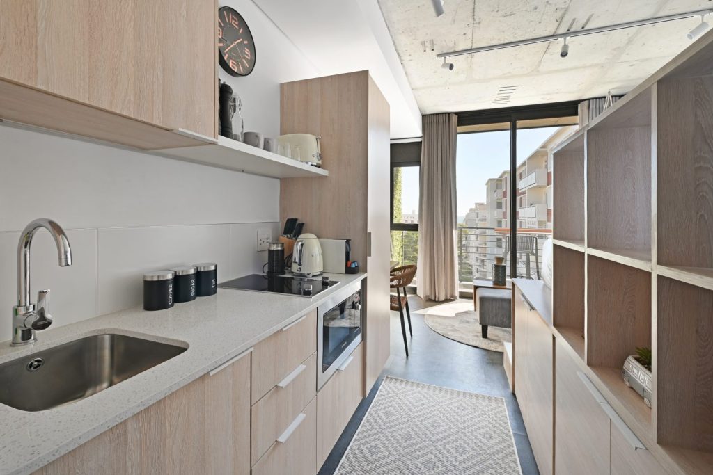 cb7bc16a-3296-4611-9126-5ebaca56020c-1