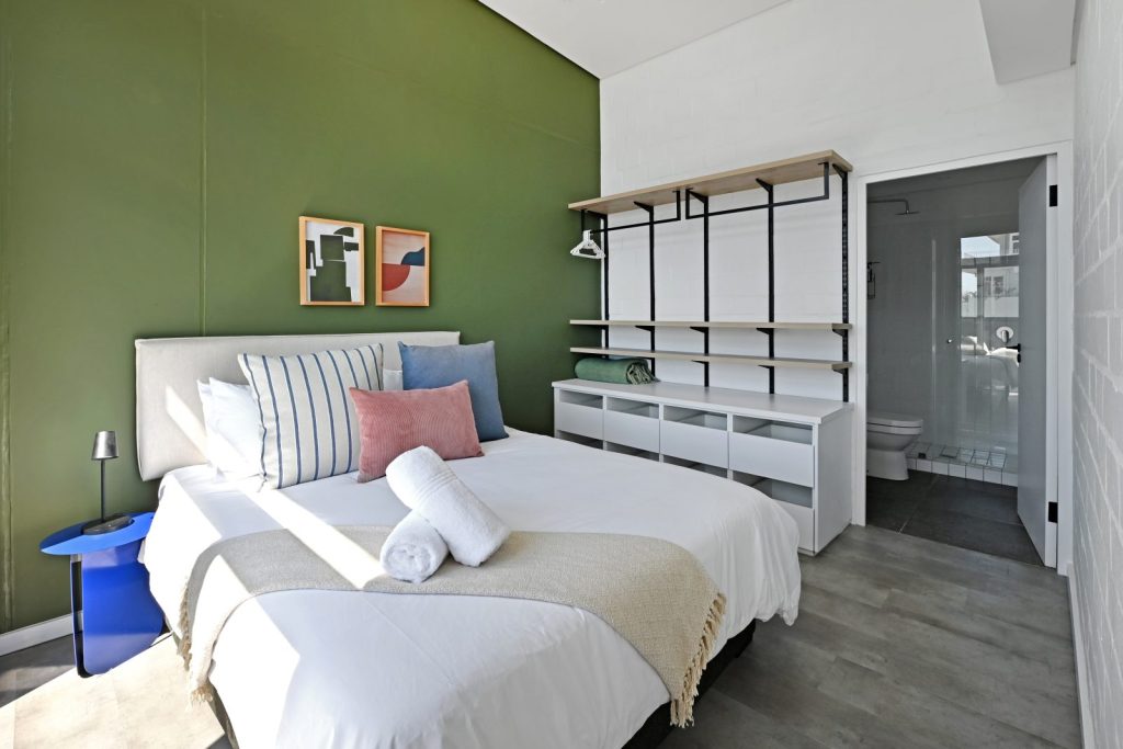 cf431344-30b1-4c53-baeb-b85618ae018e-1