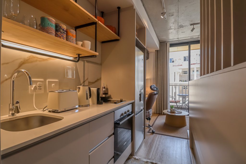 d563d2c4-b20d-40dc-87cc-8c309ddb9909