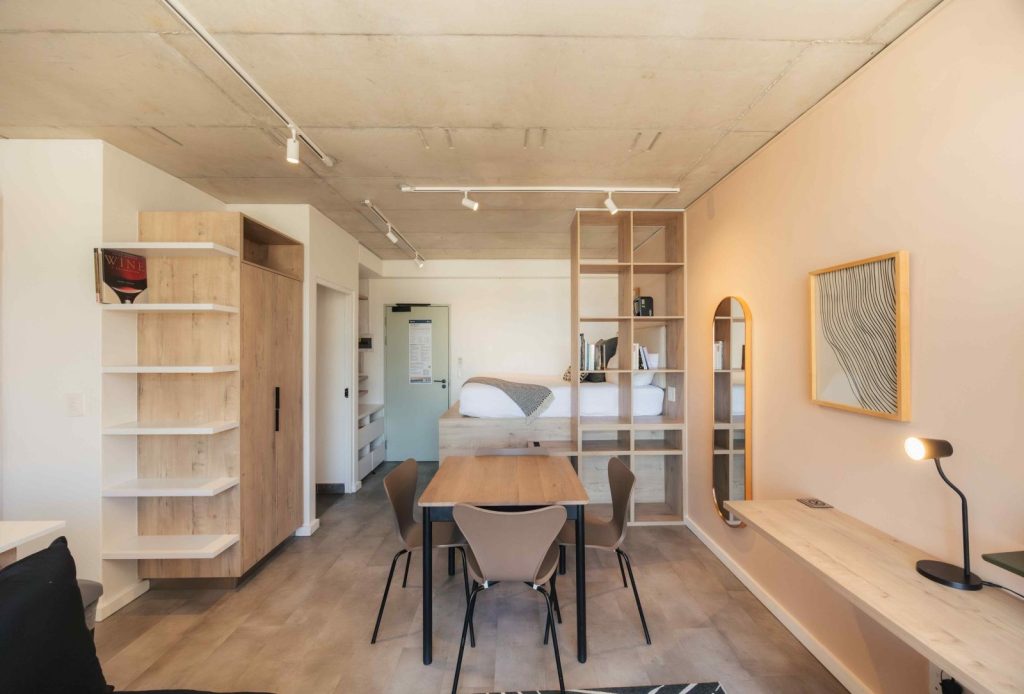 e3562a6a-e106-4290-b8d0-136217996b87