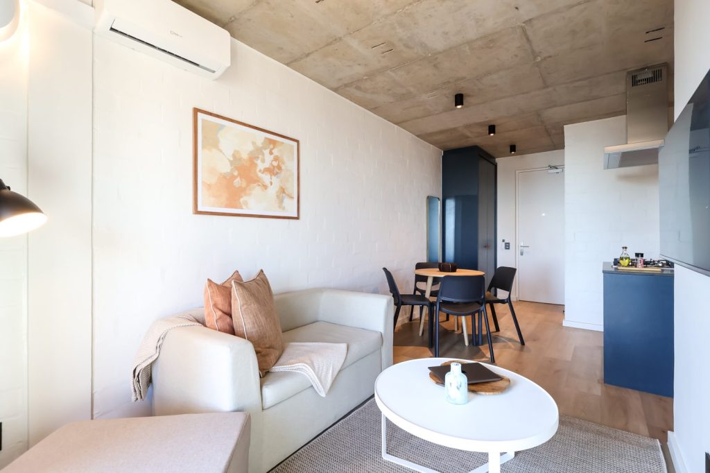 e6f253ed-00ff-4b20-8541-9df2fd8cca06