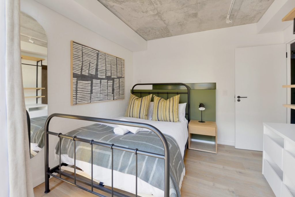 ec74713e-7a10-4cc0-845c-150c83362cdb-1