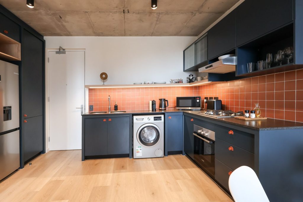 ed90610c-1d1d-49e9-b6c7-2465efd6ddf1-1