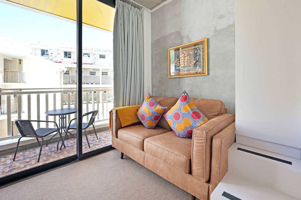 ef8f21bc-b82b-4ed0-ae91-b02526dd872c-1