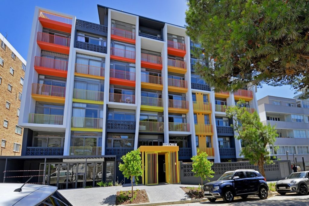 f034960d-006f-494c-b4bc-9fea2ef1070c-1