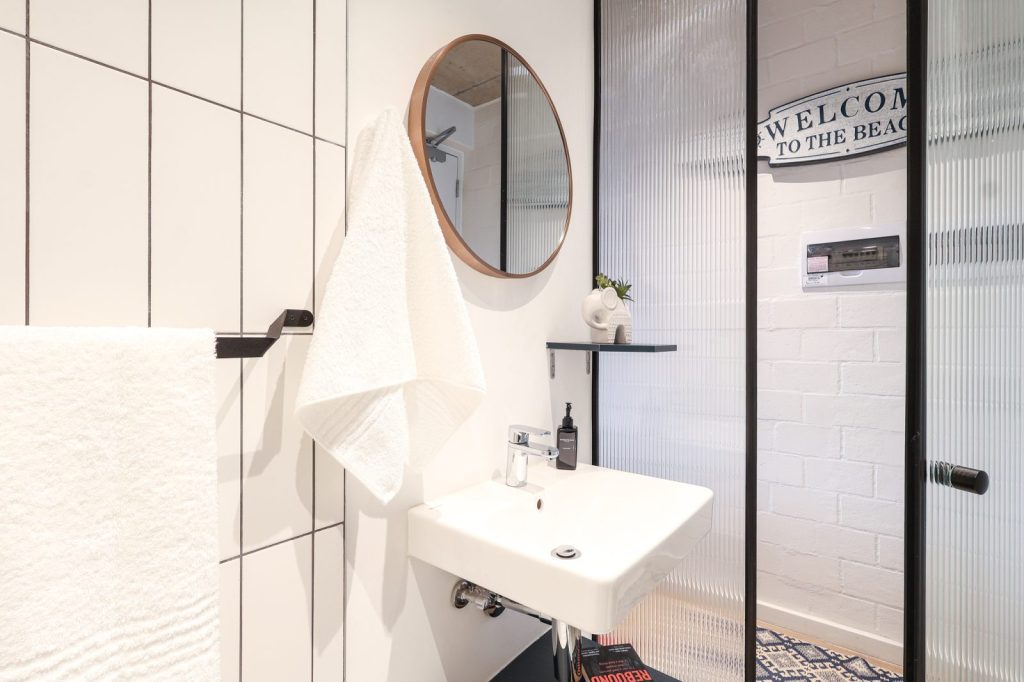 f31a24b2-89ce-4801-8376-99630466703a