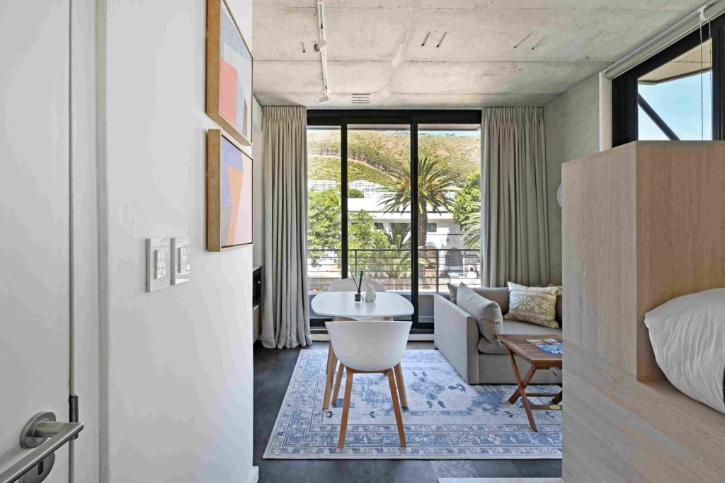 f5185615-e06b-4ebd-947b-aa14f1e09272-1