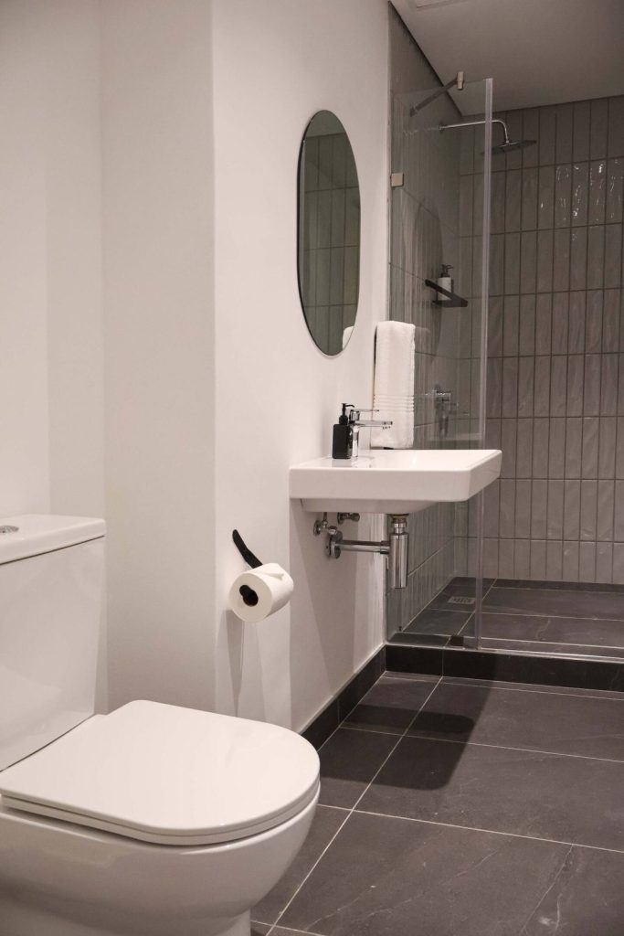 f618fa2e-ab89-4bea-add3-fe3a49cb7d83-1