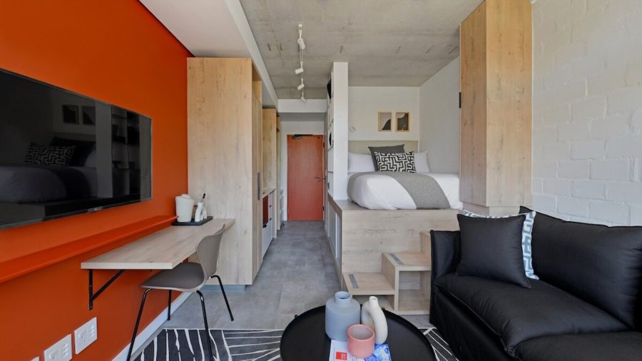 Open plan apartment with balcony and lots of natural light