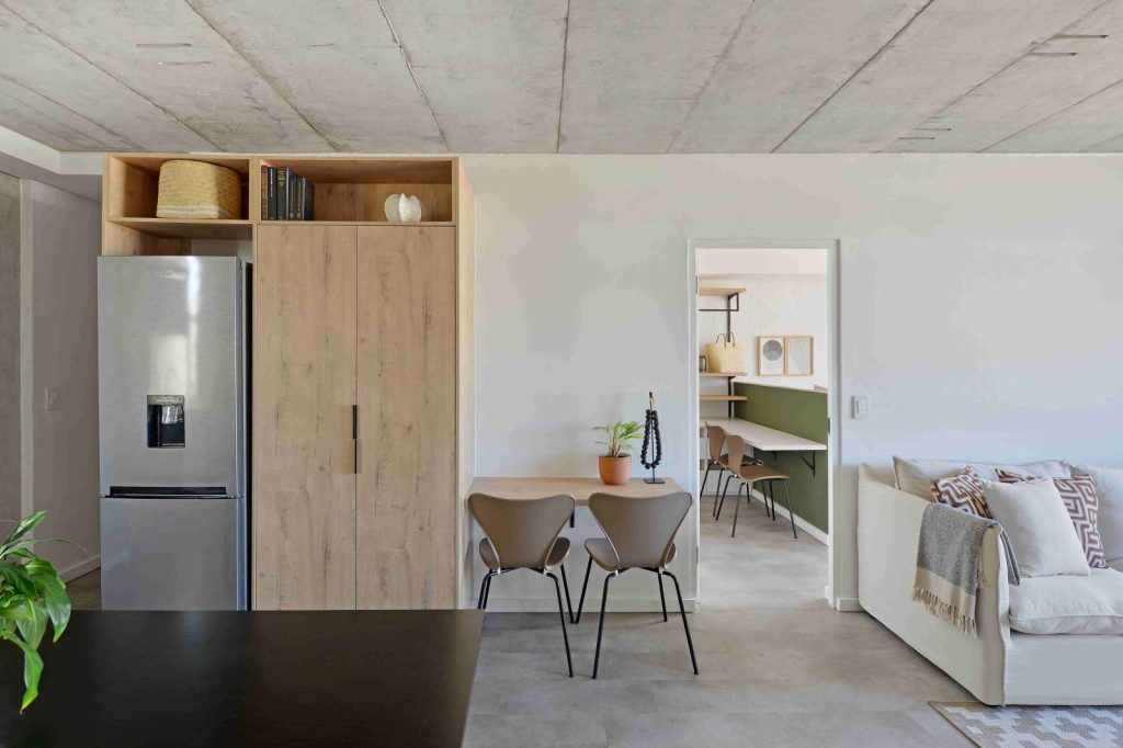 f92739dc-2661-4fe3-9ea9-c7ac6ff03f6c-1