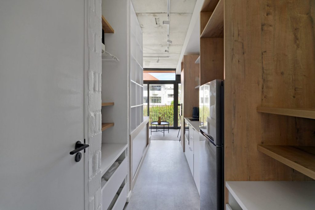 fa97c0d1-ce43-41c4-a840-460dc1758efe-1