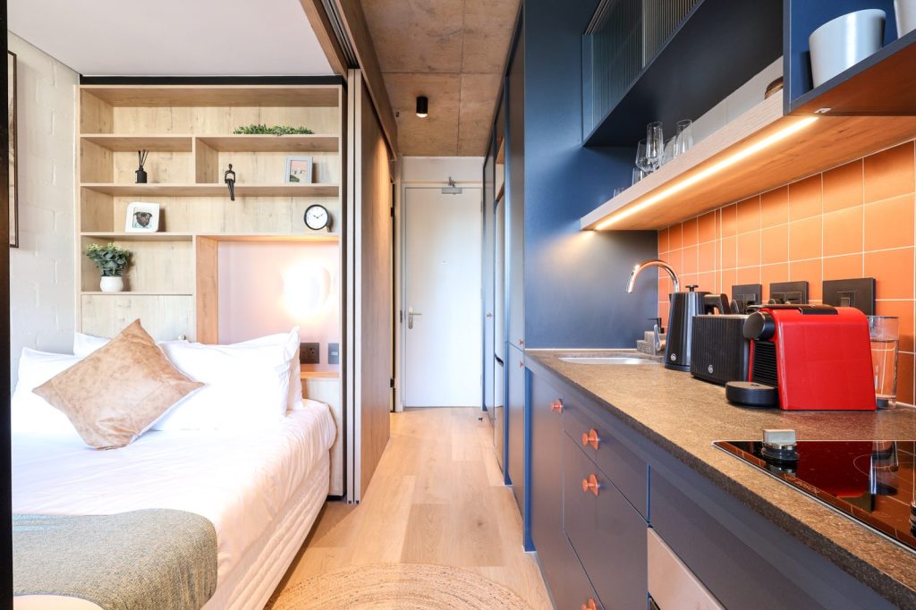 fb014155-3eb3-4ef1-b031-8740e070f879-1