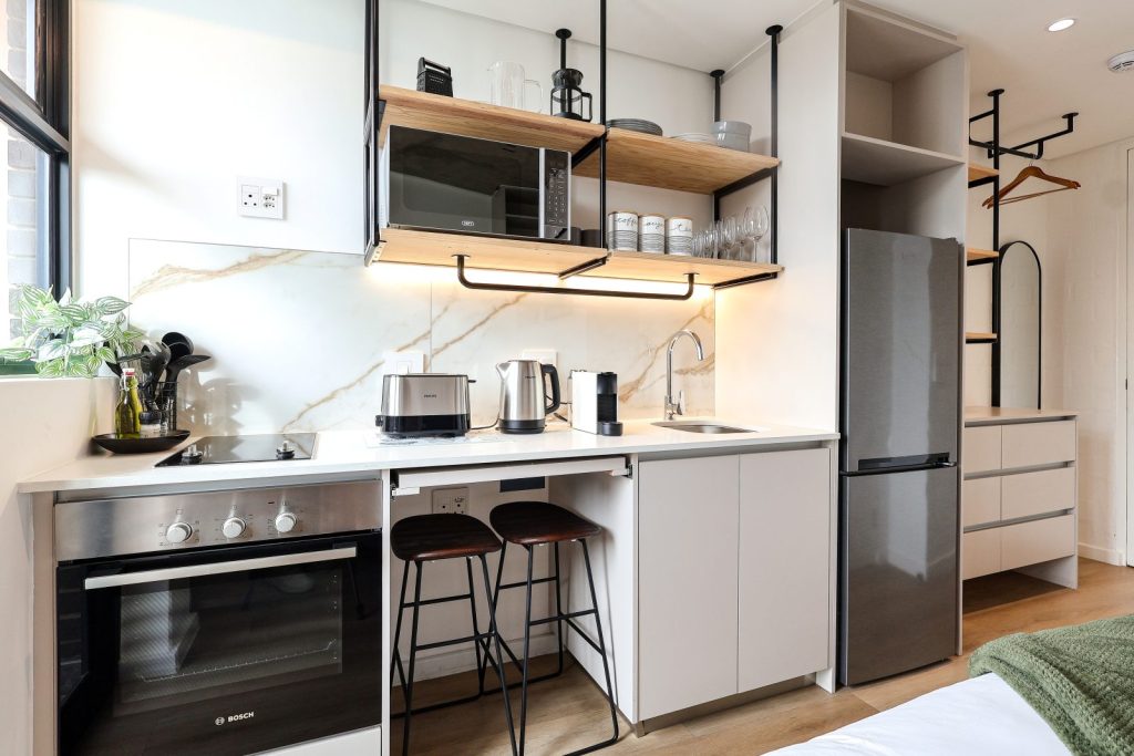 fb15c69b-cd36-4b0e-9191-2db35a0c502b-1