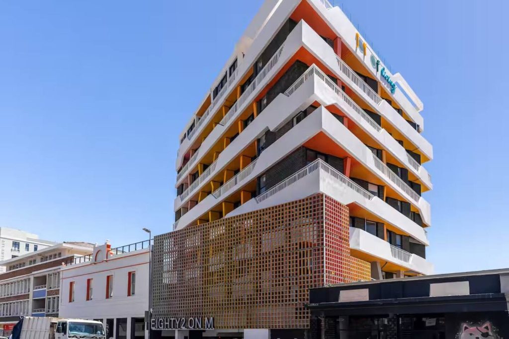 9b6c493c-7d8c-4fb4-b278-97209238c68b