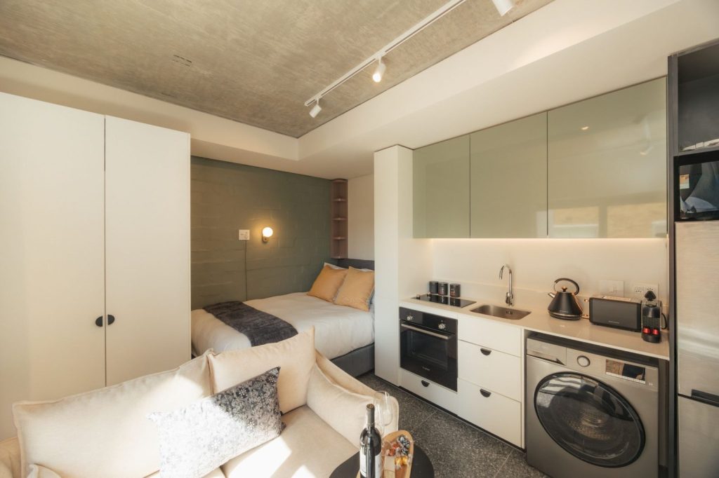 23b87796-e767-4b46-b3bd-4b8ffe81f524