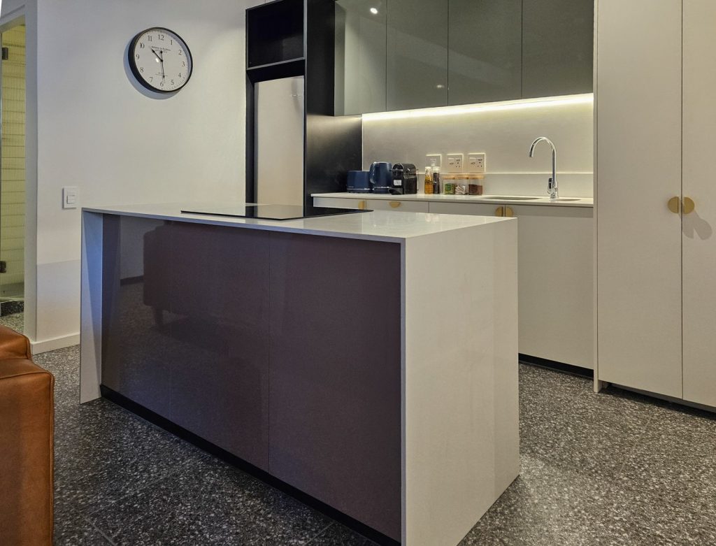 2eb91efc-1804-4e07-8766-c84381d11a9e