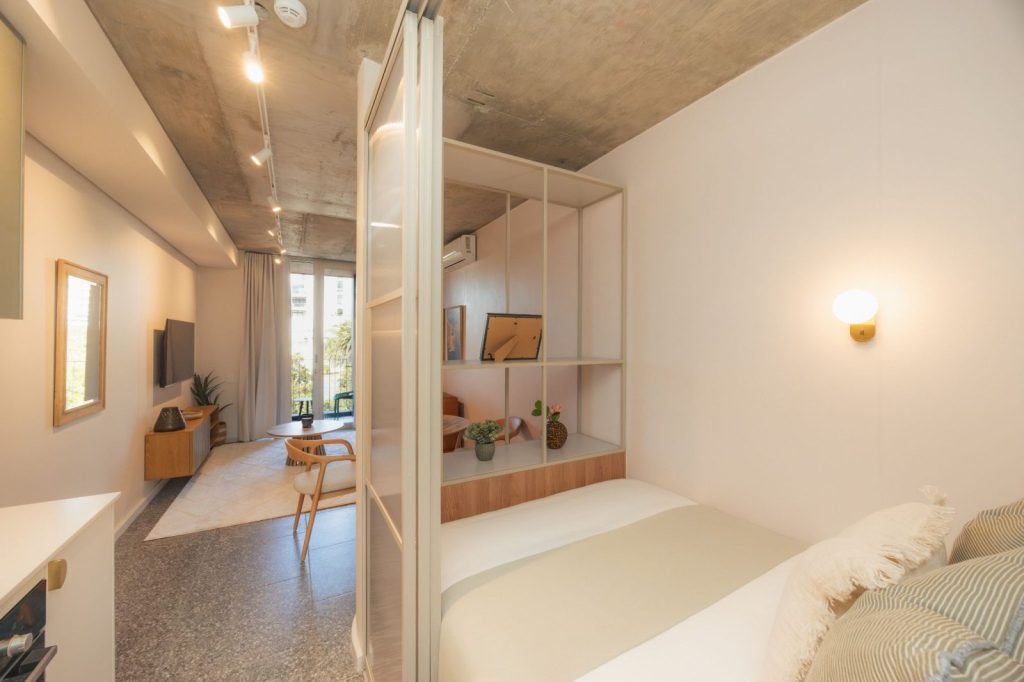 2f33d82d-b0c6-43c9-9d1a-36d14a1866ca