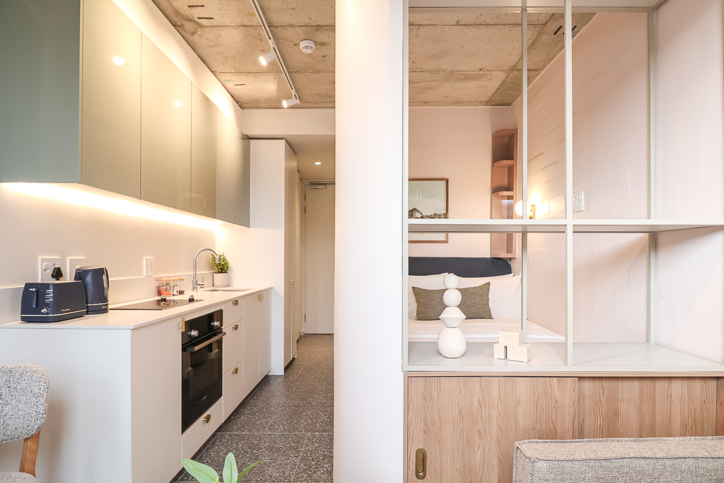 3ae06b3d-0675-40f3-bc05-3731e0a19c76