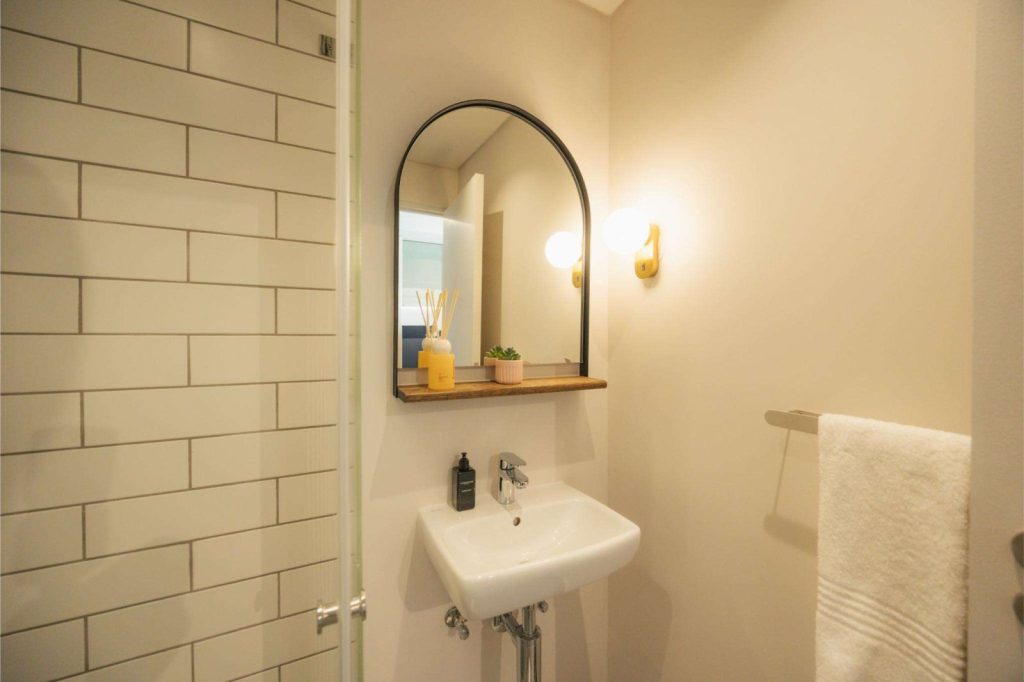 493f4bfb-8741-4cb5-8e91-78199cf686df