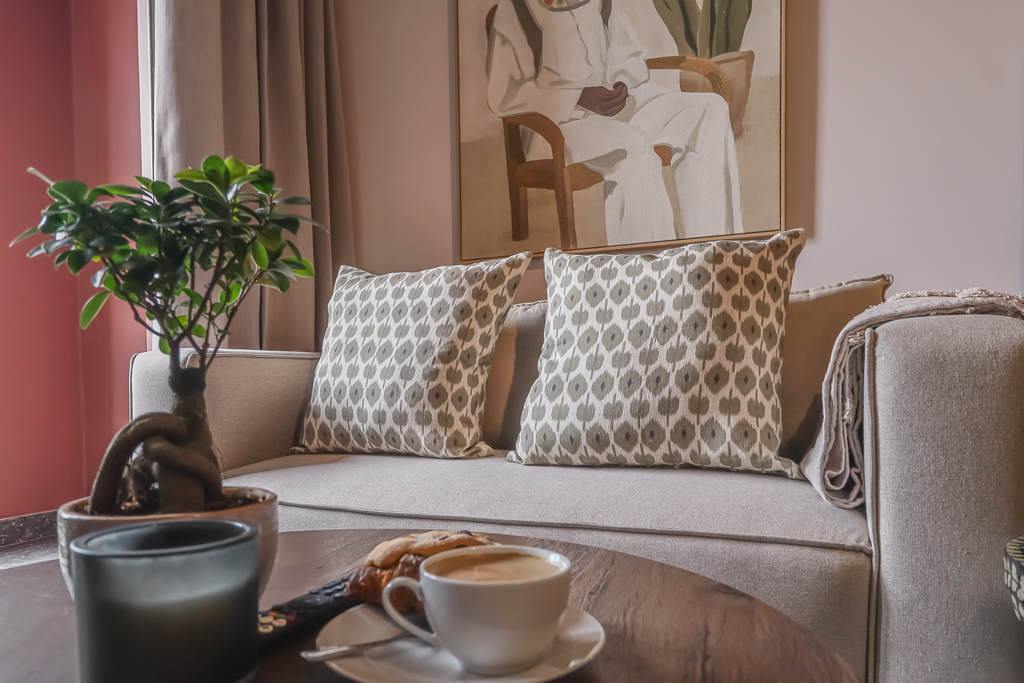 4daed96a-6a72-408e-ad1e-5954cac627a3-1