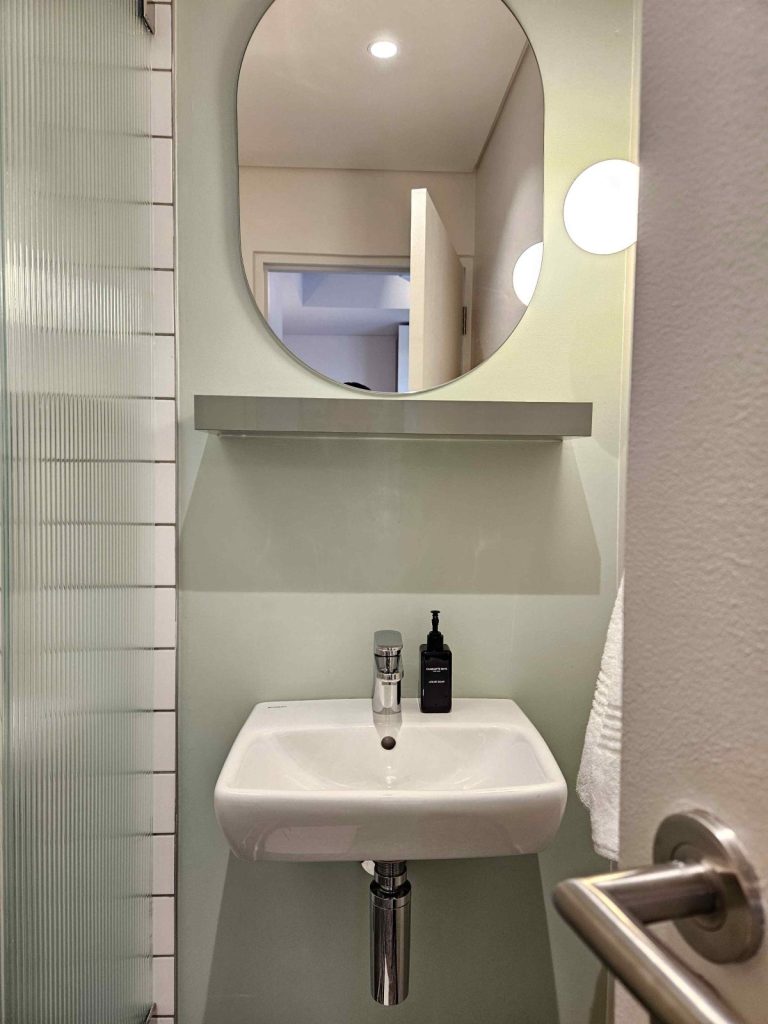 827a287a-f8ff-4032-9b38-7e30f3cb27f9