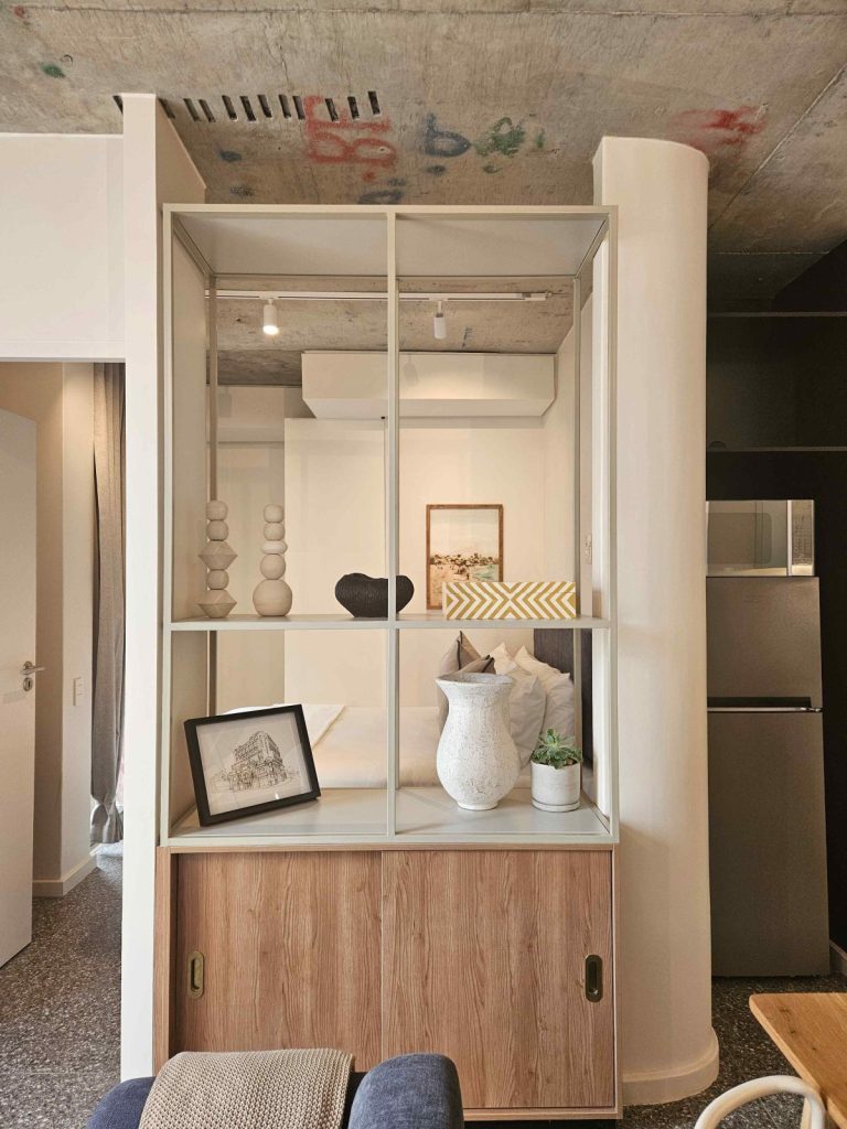 836cf1b8-78d9-4bfe-aa4b-ba6c7377f3f2