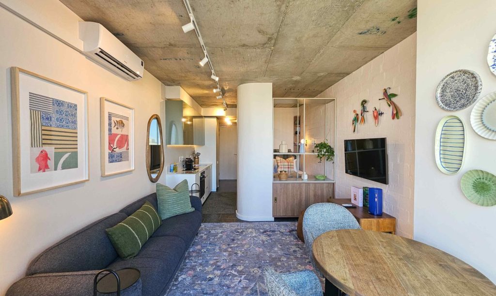 9029a53a-40bc-45b6-ab8e-bcff34c440d2-1