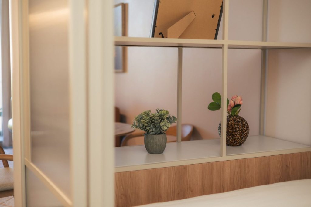 9775c098-eaad-4398-8413-239924232227