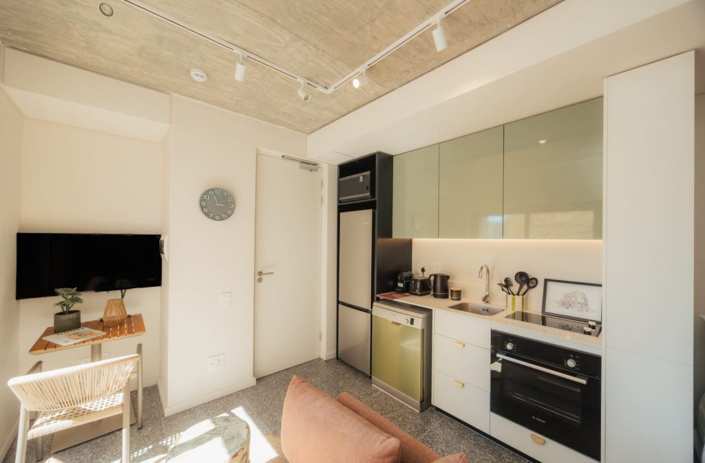 9f3b3815-5d27-4c78-9d0c-f6fe1c451f97