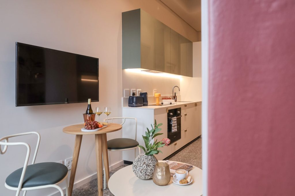 d0f112c9-ab00-4100-b821-b9dafe0e7347