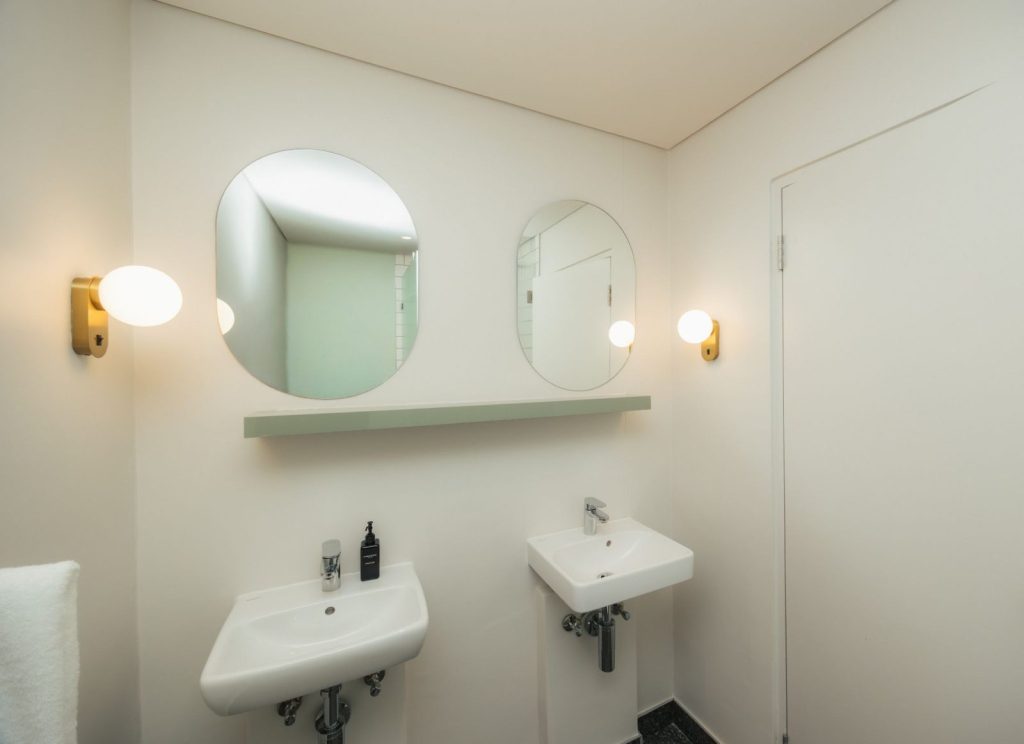 e8171ac4-8f0e-4f5d-b0fe-ce6ab262fef3