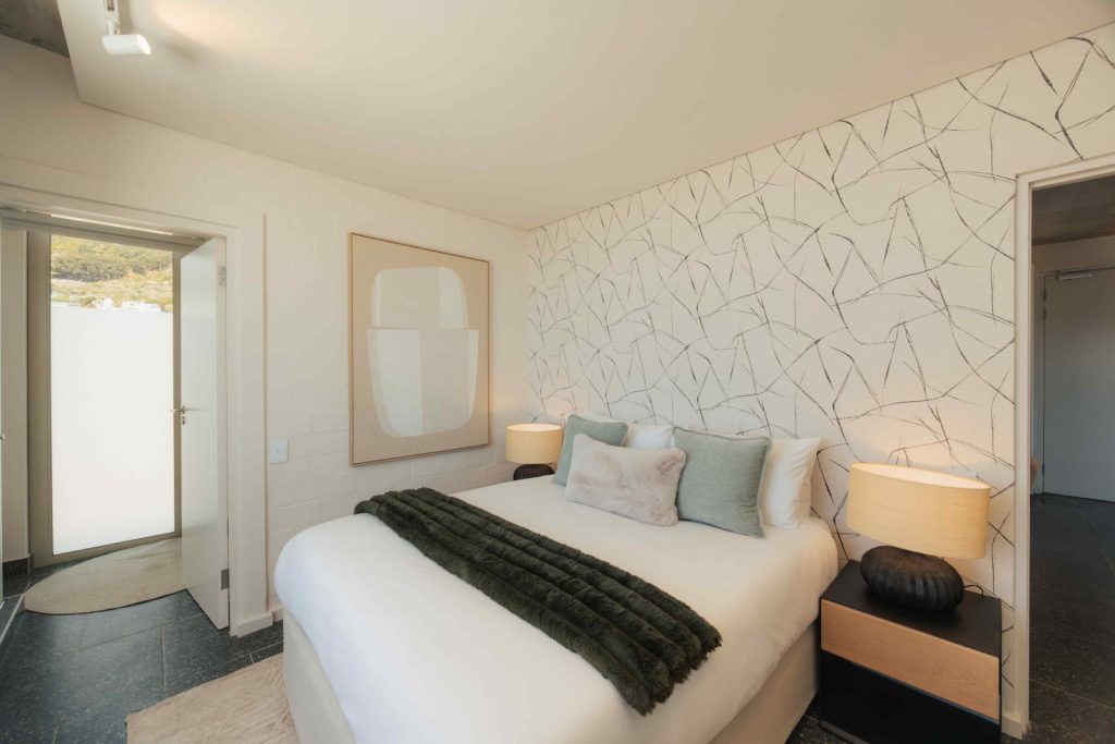 f4fa004d-c8ff-4265-bcab-9c0c0acc43ba