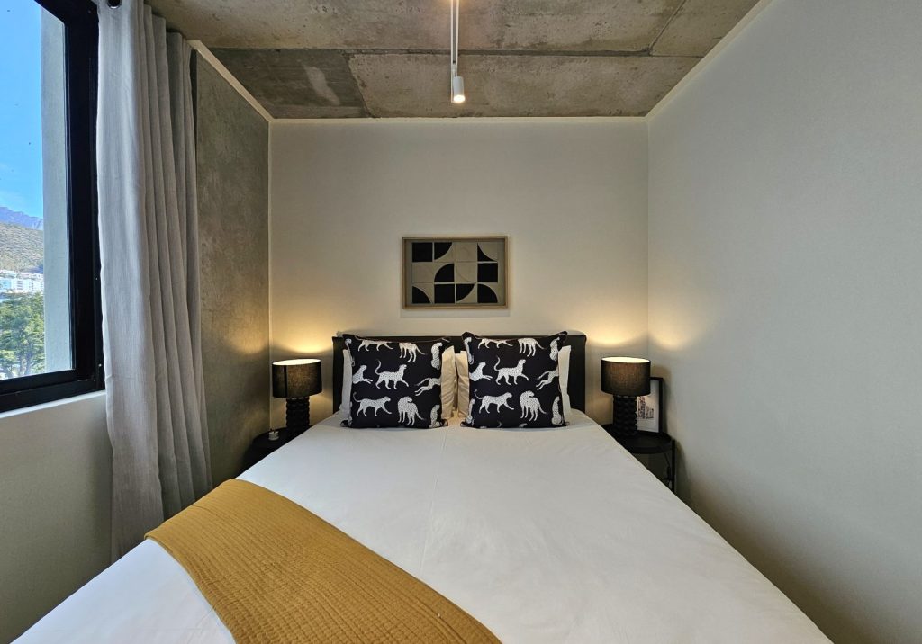 15a2201f-8f09-4e11-8e04-0eb75172508f