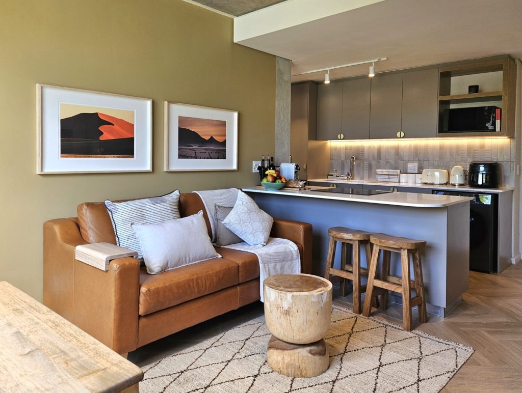 21f7ddc0-4ef3-4966-b07a-eb0564ee1826