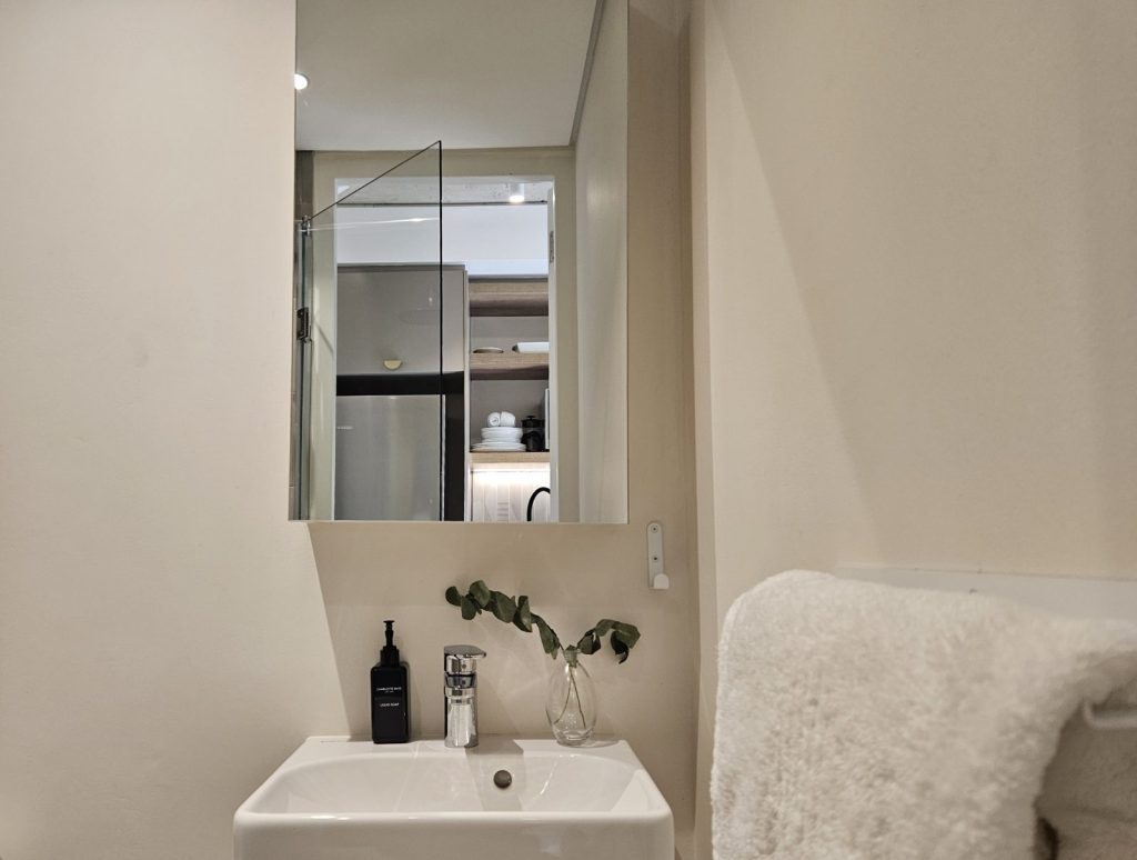 2319dc24-5b50-459b-a83a-f9bb05bd8ff4