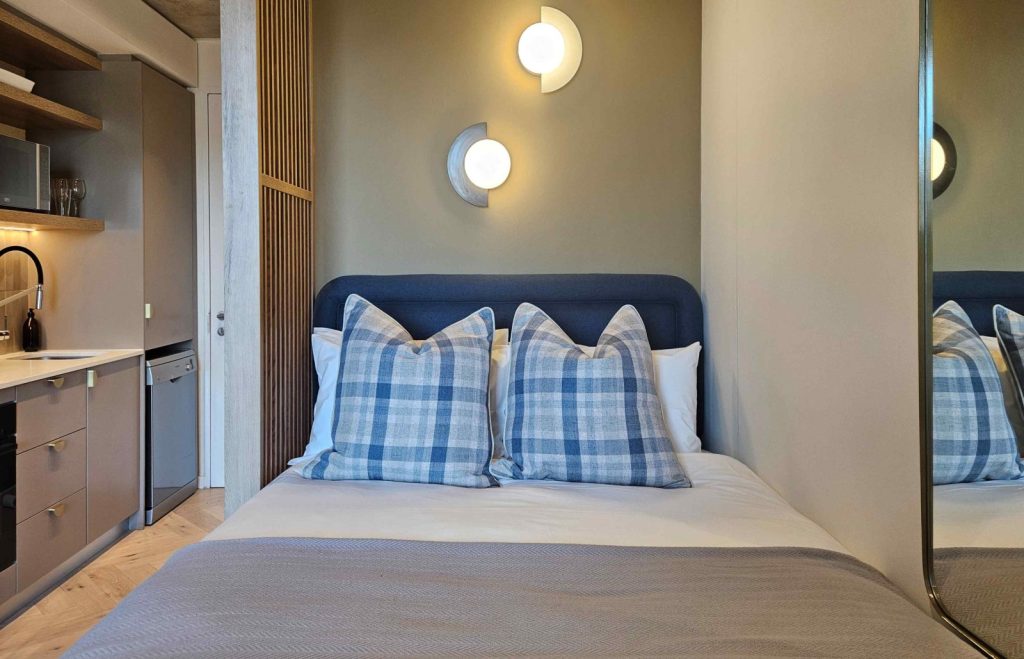 331cca93-41a7-4cbf-aaf0-81ffb8b4efe8