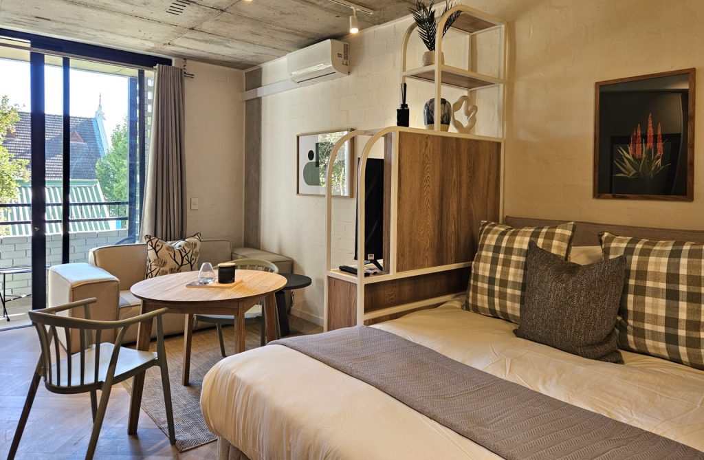 41c0a4c9-7226-4749-a187-c65190986a2d