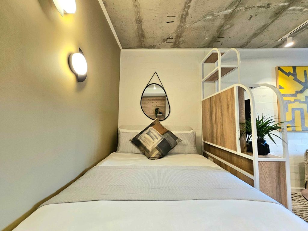 5f659b33-503a-4f4f-a996-f627a18f19b0