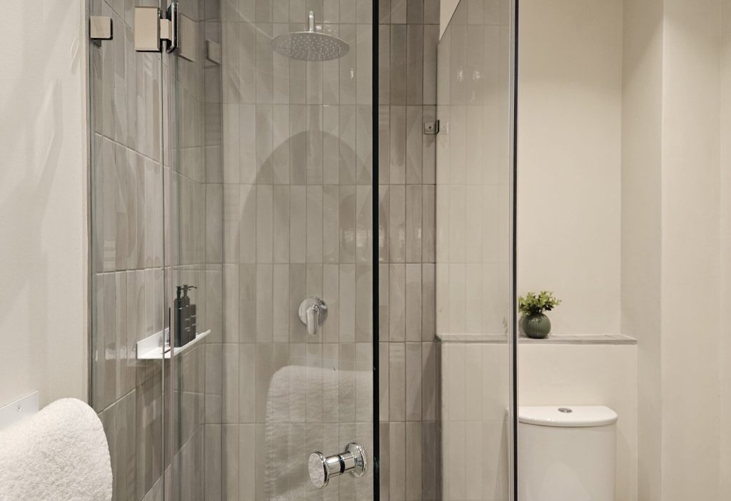 63cae89a-b91d-4b6c-94b1-12a6bac8529d