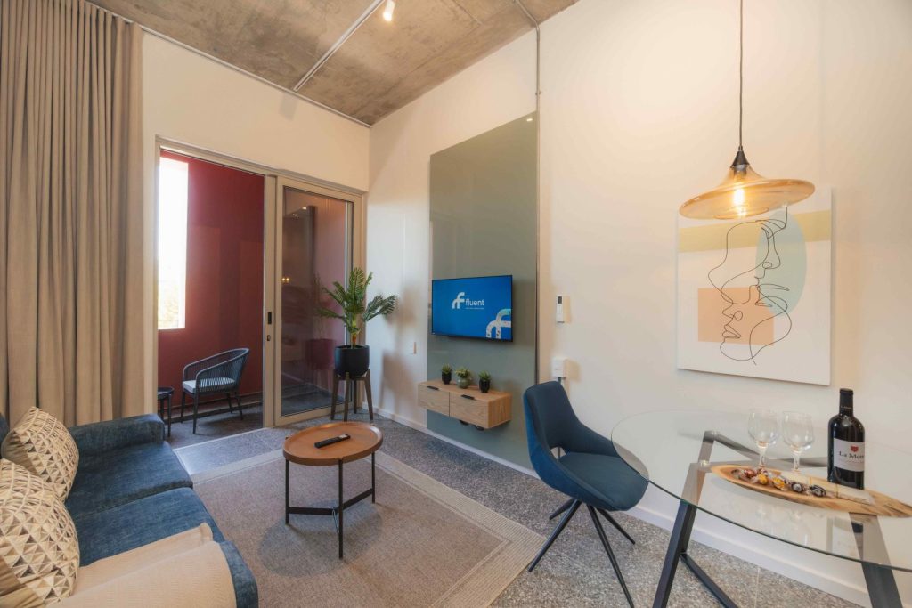 69eb1a96-ffba-46e1-b91d-986af235a17d-1