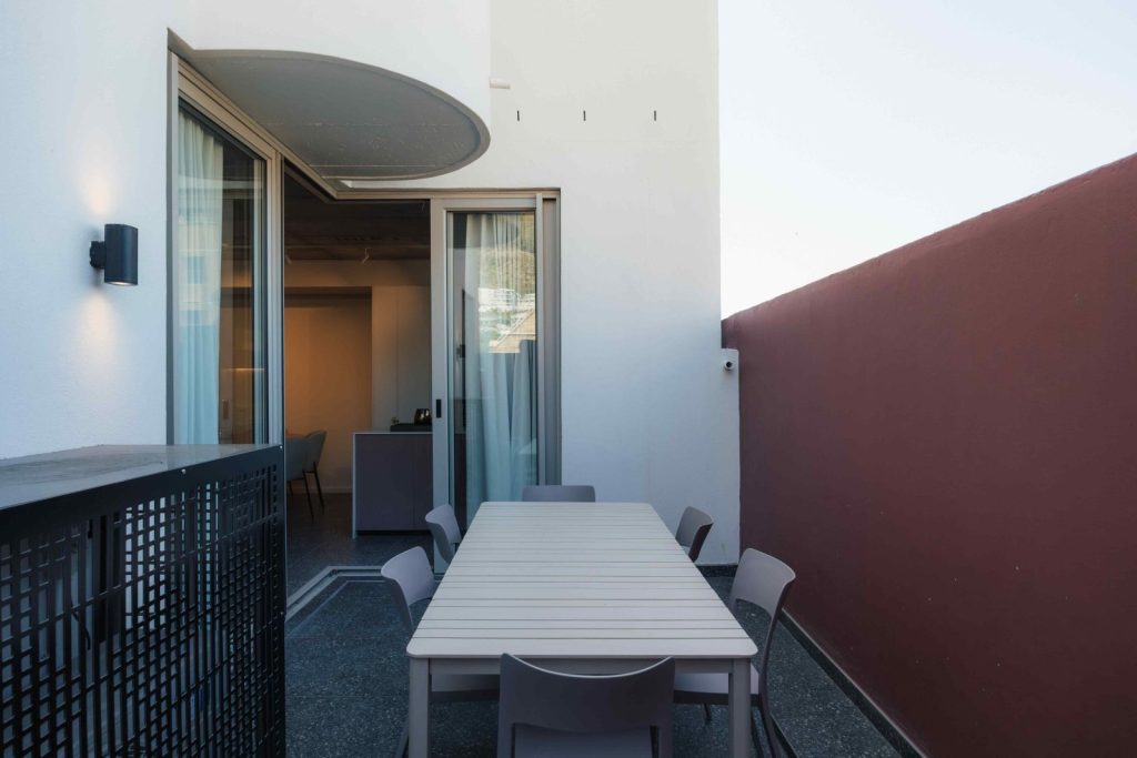 75844a22-49d0-48d3-96f8-a0dd11b2a3c4-1