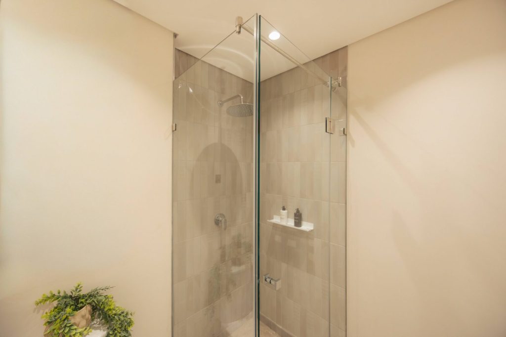 883ffcb1-5b29-4f3a-bf00-ead5f2752c58-1